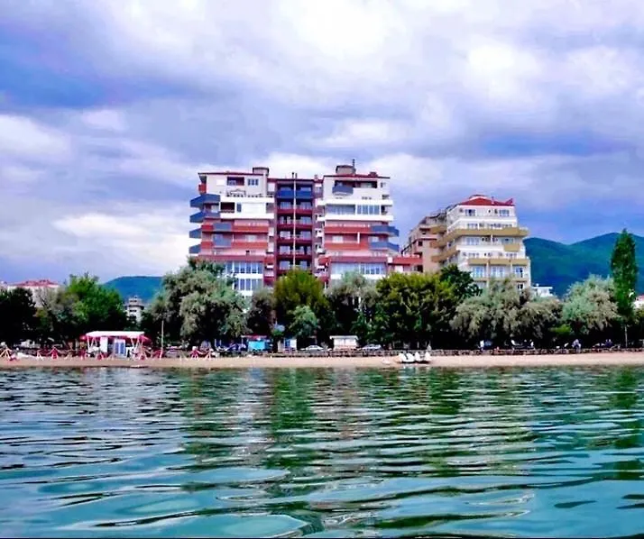 Luxury Suites Pogradec Apartment