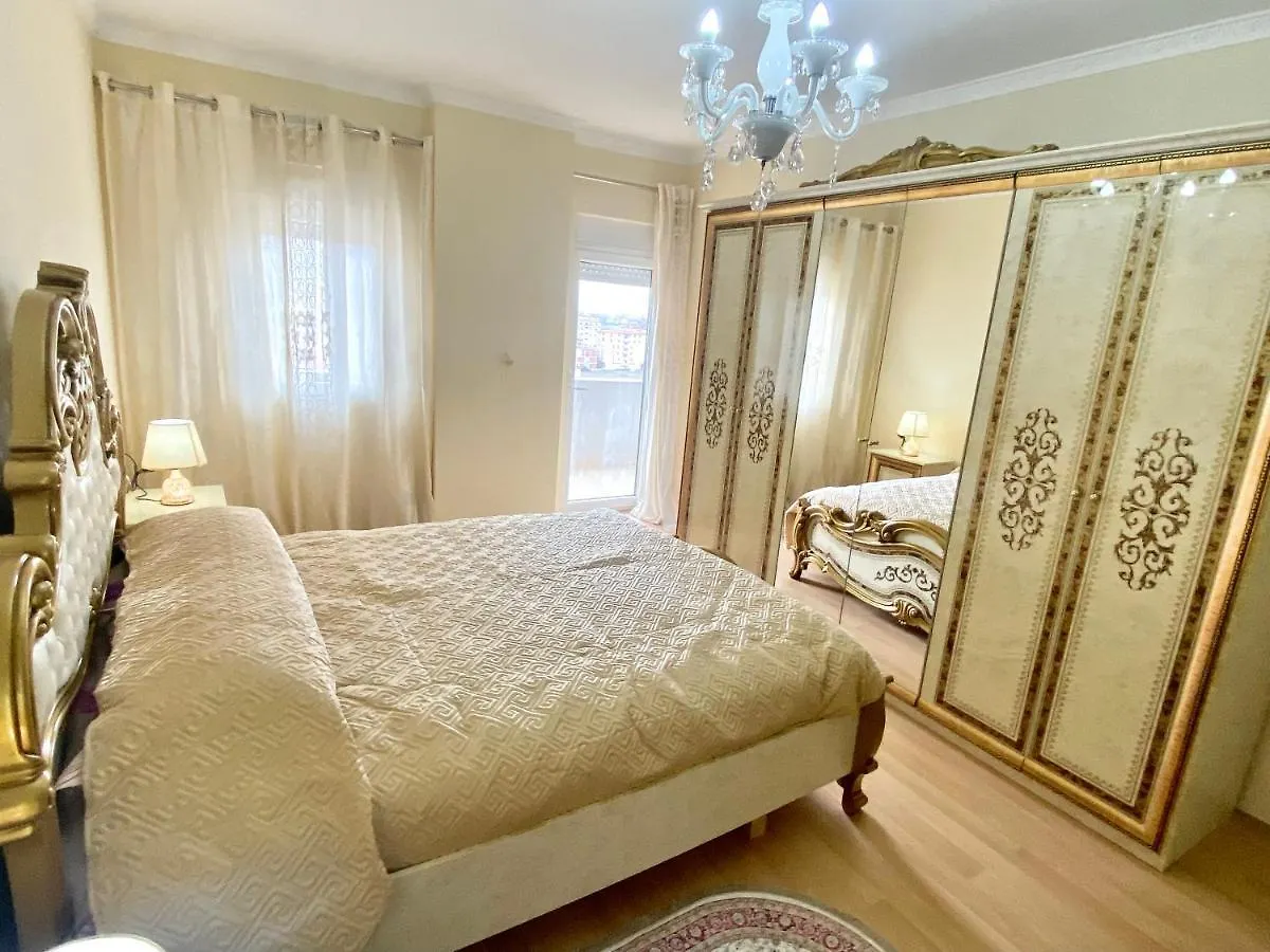 Luxury Suites Pogradec Apartment
